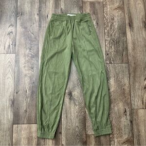 Tractr Faux Suede Jogger Pants Girls Size 12 Green